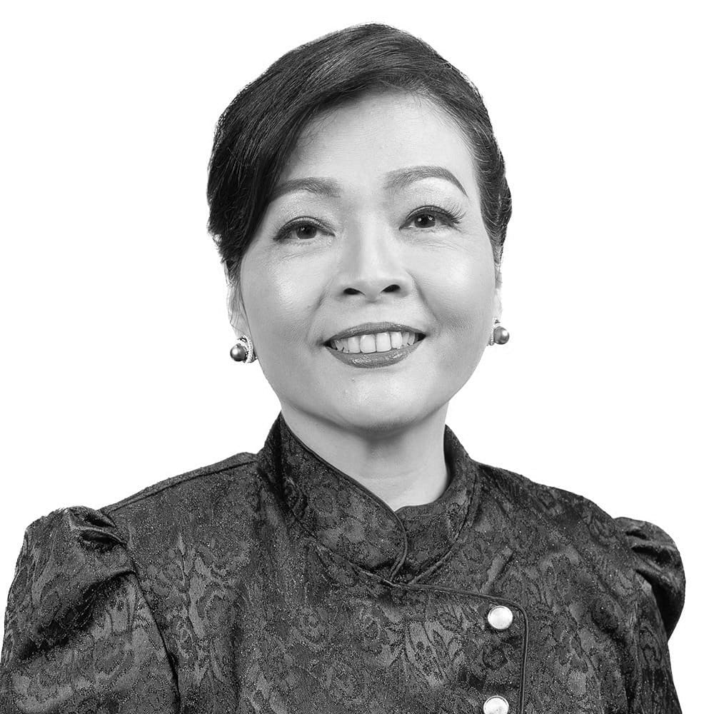 DIANA AIRIN portrait